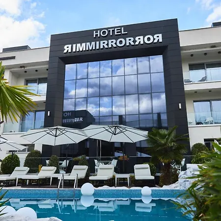 Hotel Mirror-3